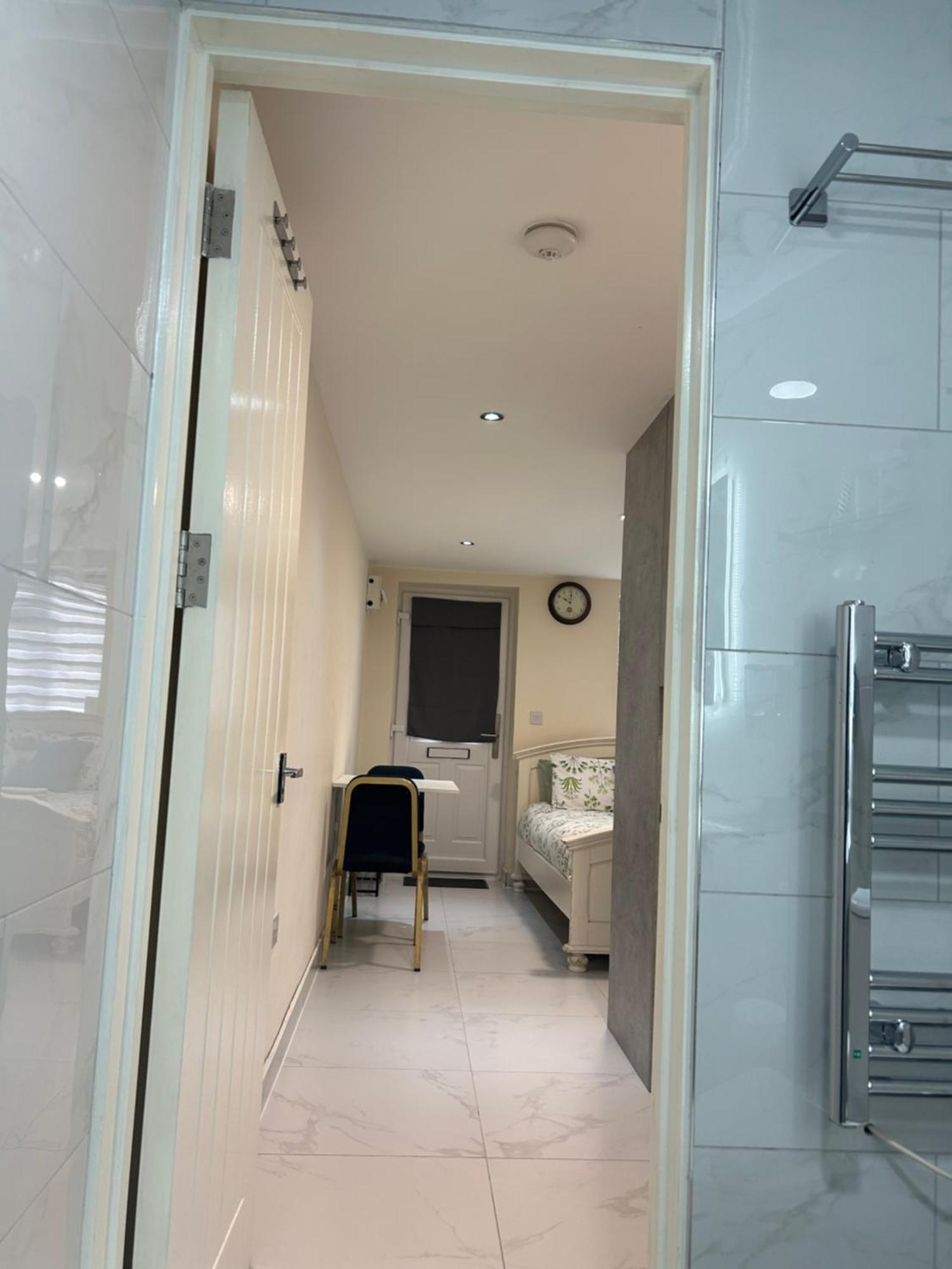 Cozy Studio Near To Tube Station Redbridge Exteriér fotografie